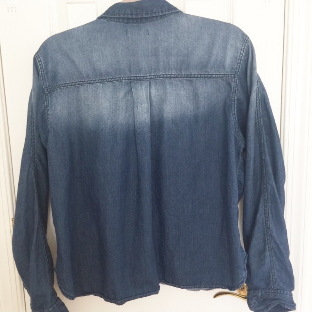 BDG for UO | Ombré Denim Chambray  Shirt - Picture 2 of 4